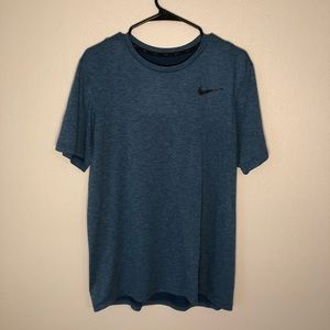 Nike Large T-Shirt